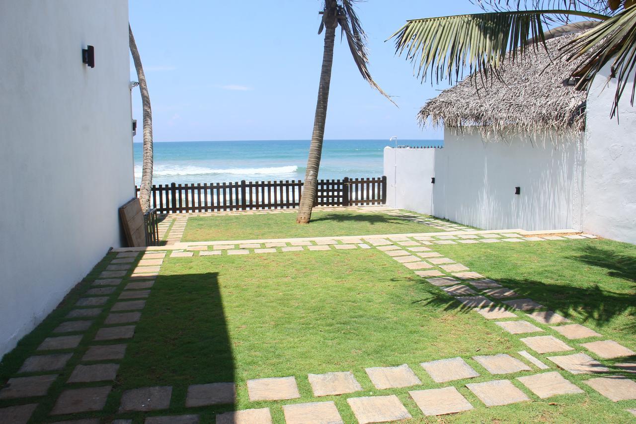 Love Birds Beach Hotel Matara Exterior foto