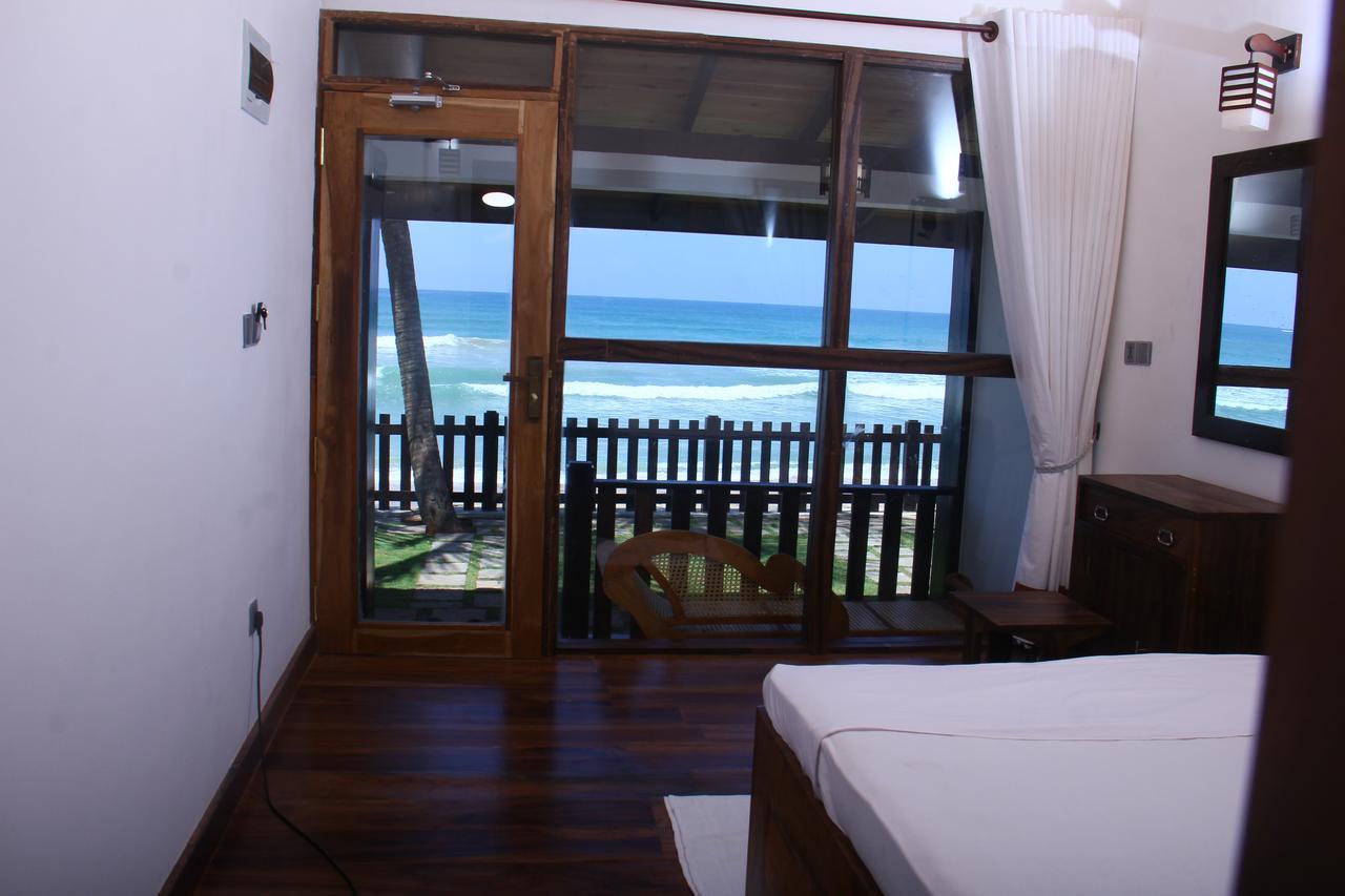 Love Birds Beach Hotel Matara Exterior foto